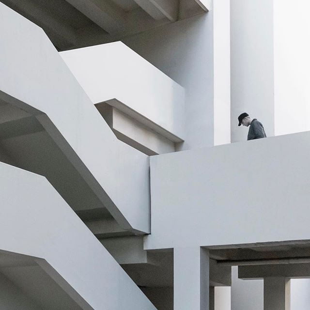  Minimalist  photos of urban  architecture